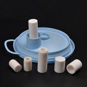 Sintered porous plastic filter cartridge